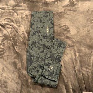 Gymshark camo leggings